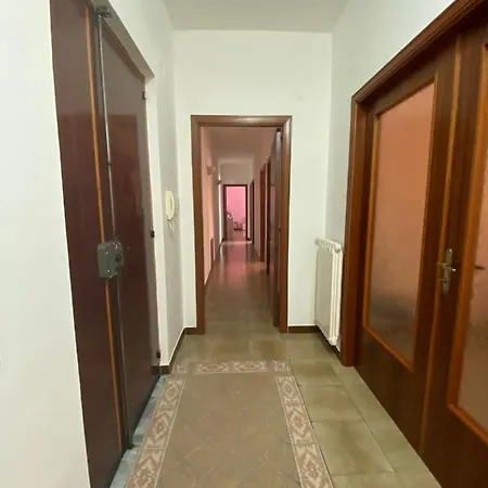 Via Molise Apartmán *